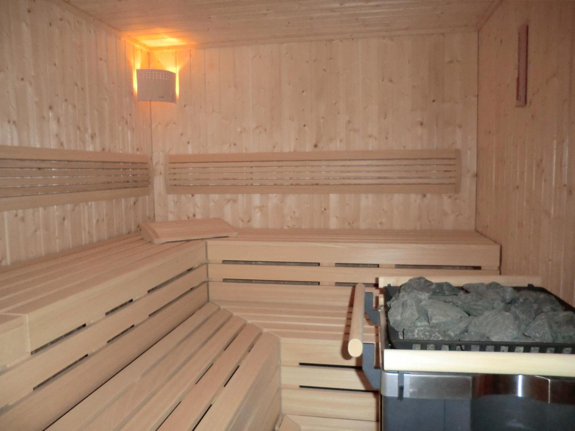 Hotel Rheinischer Hof 4*